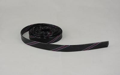 Gaine tressée plate à filaments en PET